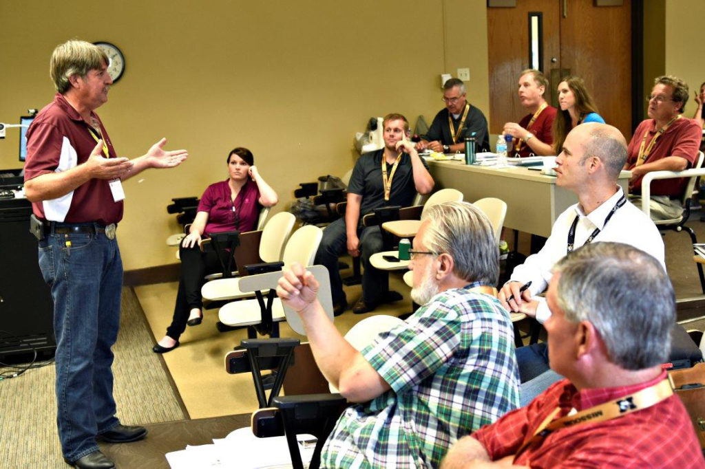 Keith Mueller, of Central Electric Power Cooperative discusses the Energy in Today’s Classroom course with teachers.