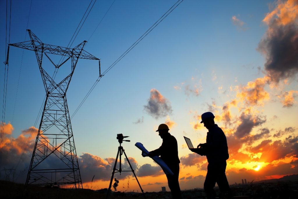 Repairing and upgrading the nation’s electric infrastructure will cost billions, a civil engineering society says. Photo By: Getty Images/iStockphoto)