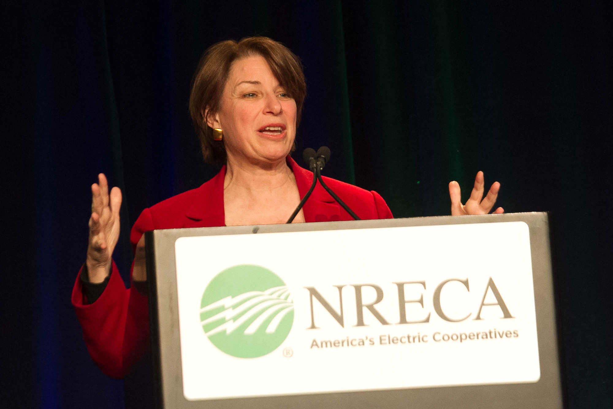 Sen. Amy Klobuchar, D-Minn., underscores the importance of broadband to rural America at NRECA’s 2018 Legislative Conference. (Photo By: Luis Gomez Photos)