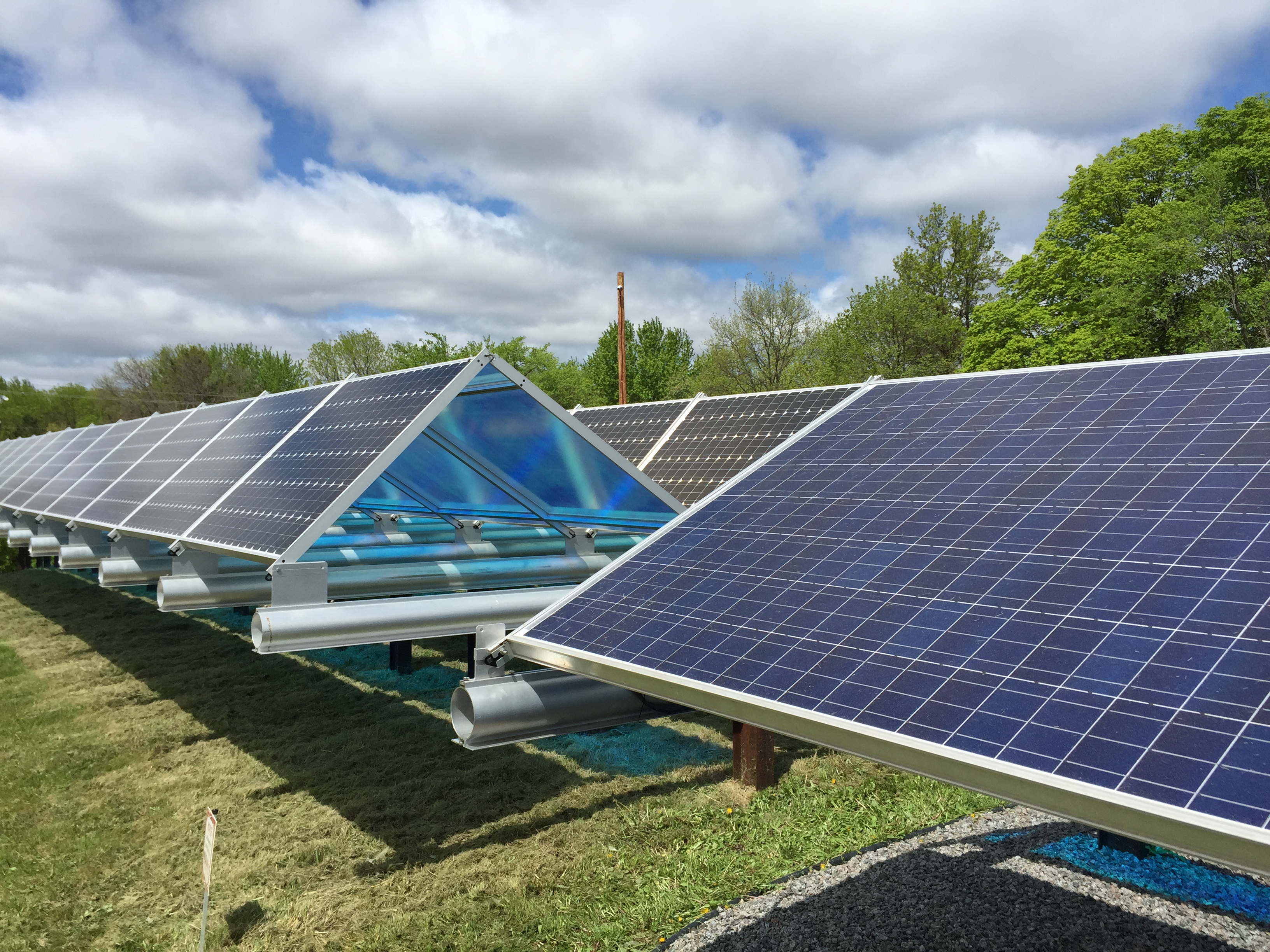 Minnesota’s Wright-Hennepin is among the nearly 200 electric co-ops offering community solar to members. (Photo By: Michael W. Kahn)