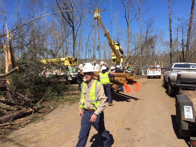 John Segrest, Tallapoosa River EC’s Lafayette District supervisor, was among co-op staff working on restoration projects after recent tornadoes. (Photo By: Louie Ward/TREC)