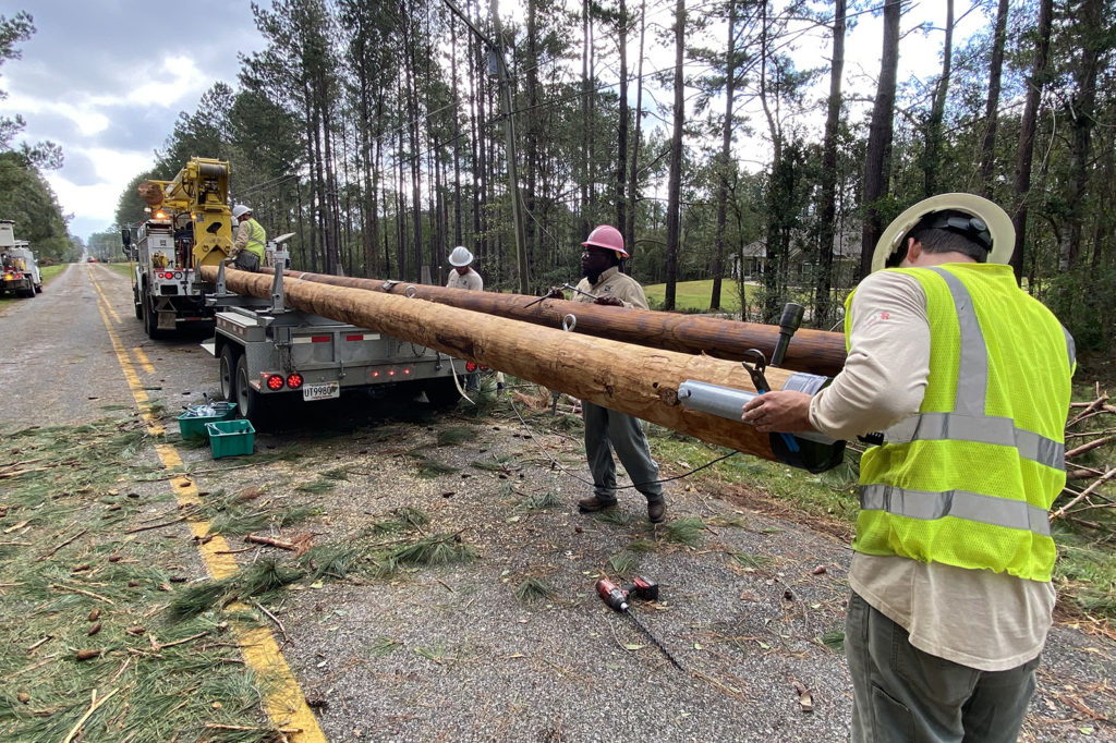 Crews from Baldwin Electric Membership Corp. in Summerdale, Alabama, restore power after Hurricane Zeta. (Photo Courtesy: Baldwin EMC)