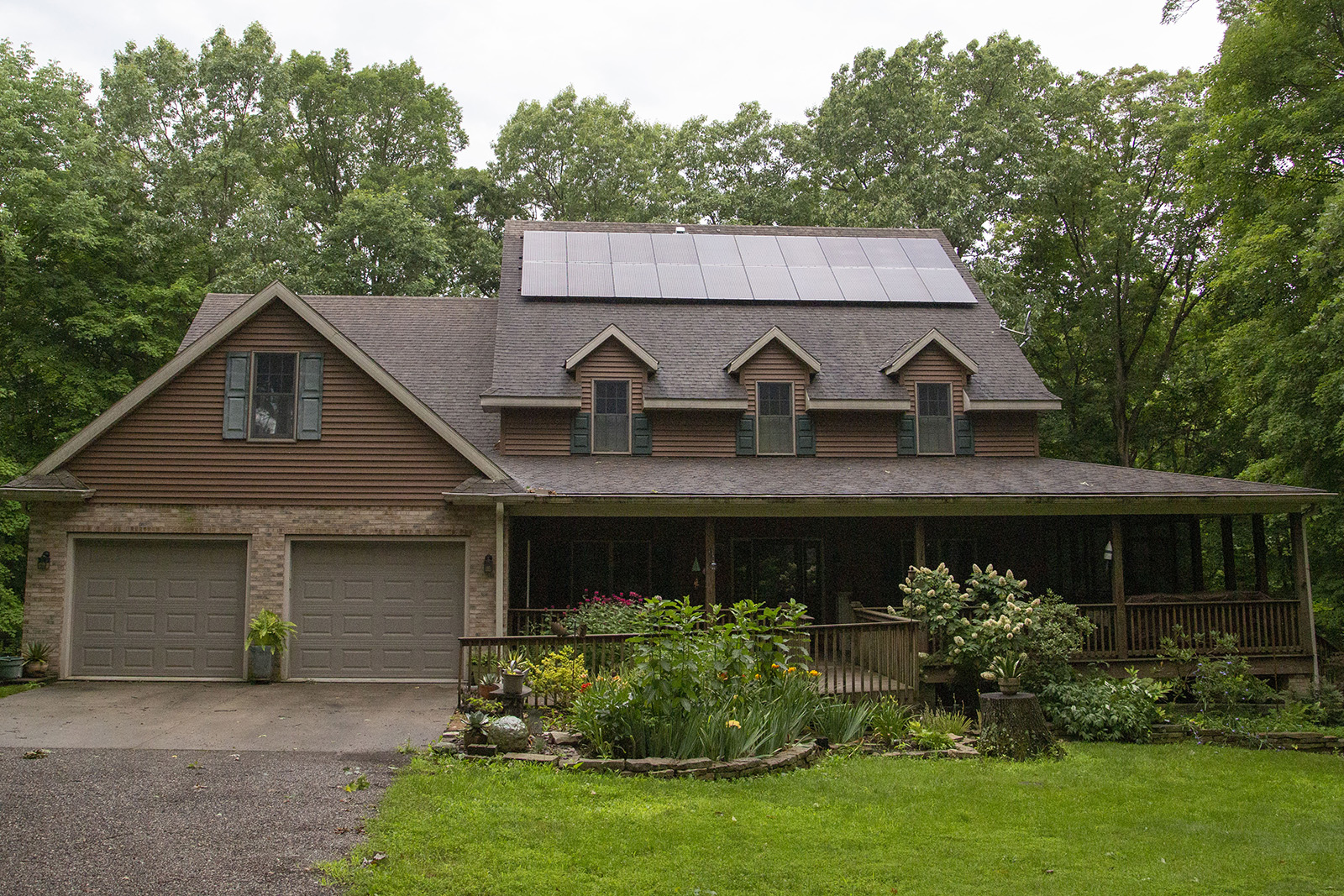 Residential rooftop solar panels in central Illinois. (Photo courtesy Coles-Moultrie Electric)